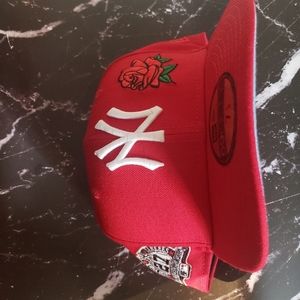 New York yankee fitted sz 7 1/8